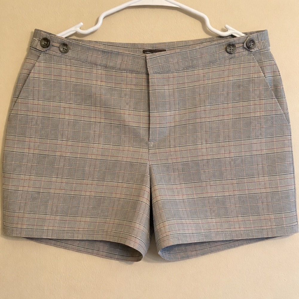 Banana Republic Black and White Plaid Shorts